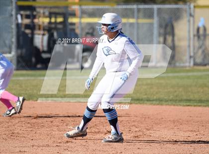 Thumbnail 3 in Riverdale Ridge vs. Palisade (CHSAA 4A Region 4) photogallery.