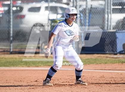 Thumbnail 2 in Riverdale Ridge vs. Palisade (CHSAA 4A Region 4) photogallery.