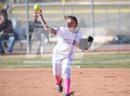 Thumbnail 2 in Riverdale Ridge vs. Palisade (CHSAA 4A Region 4) photogallery.