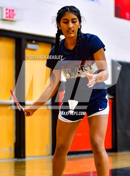 Thumbnail 2 in AIA D1 Badminton Team Championship photogallery.