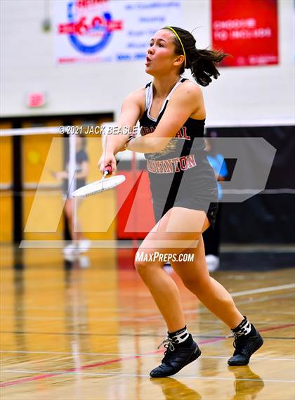 Thumbnail 3 in AIA D1 Badminton Team Championship photogallery.