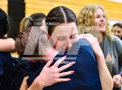 Thumbnail 3 in AIA D1 Badminton Team Championship photogallery.