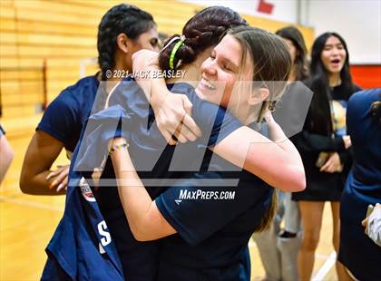 Thumbnail 2 in AIA D1 Badminton Team Championship photogallery.