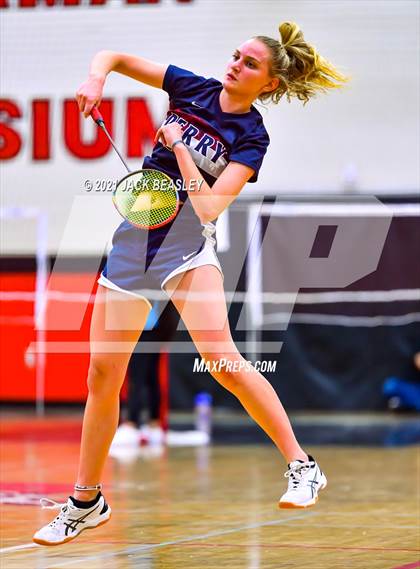 Thumbnail 3 in AIA D1 Badminton Team Championship photogallery.
