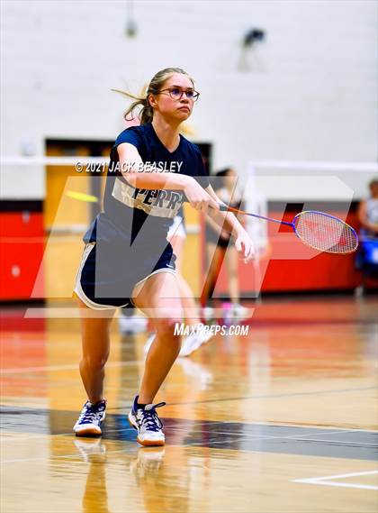 Thumbnail 3 in AIA D1 Badminton Team Championship photogallery.