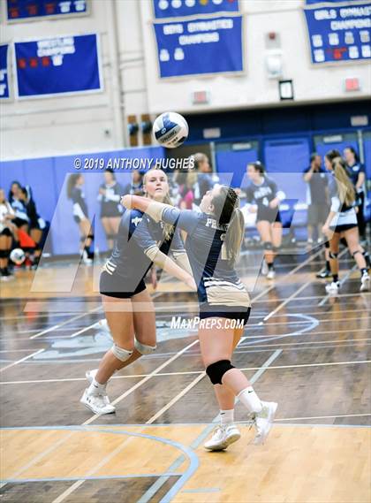 Thumbnail 3 in Bayport-Blue Point vs. St Francis Prep (Long Beach Invitational) photogallery.