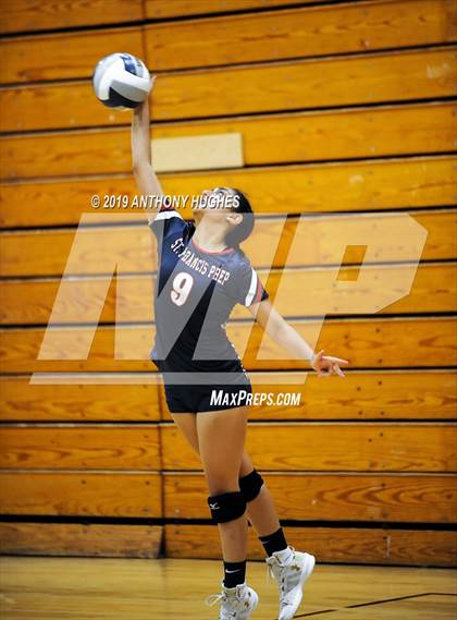Thumbnail 3 in Bayport-Blue Point vs. St Francis Prep (Long Beach Invitational) photogallery.