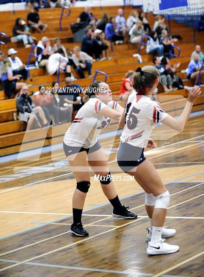 Thumbnail 1 in Bayport-Blue Point vs. St Francis Prep (Long Beach Invitational) photogallery.