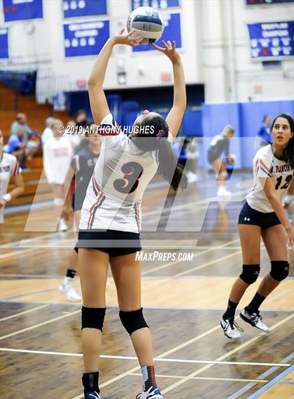 Thumbnail 3 in Bayport-Blue Point vs. St Francis Prep (Long Beach Invitational) photogallery.