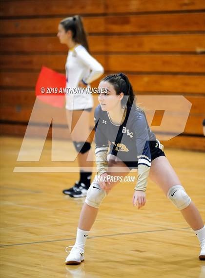 Thumbnail 3 in Bayport-Blue Point vs. St Francis Prep (Long Beach Invitational) photogallery.
