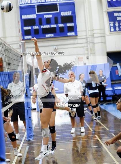 Thumbnail 3 in Bayport-Blue Point vs. St Francis Prep (Long Beach Invitational) photogallery.