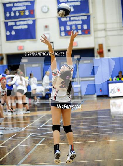 Thumbnail 1 in Bayport-Blue Point vs. St Francis Prep (Long Beach Invitational) photogallery.