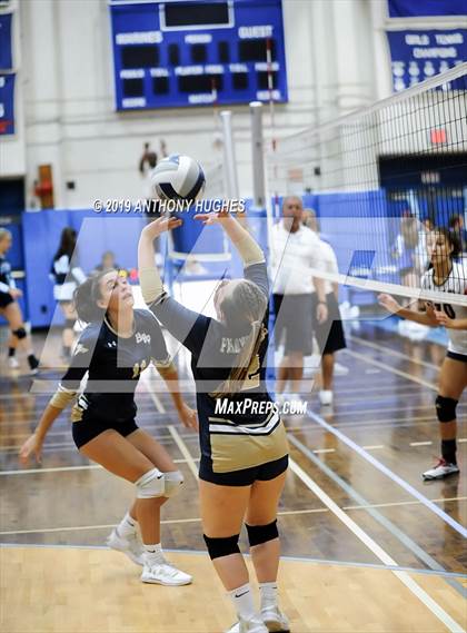 Thumbnail 1 in Bayport-Blue Point vs. St Francis Prep (Long Beach Invitational) photogallery.