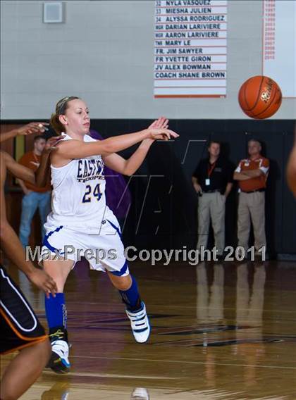 Thumbnail 3 in Eastwood vs. Dobie (McDonald's Texas Invitational) photogallery.