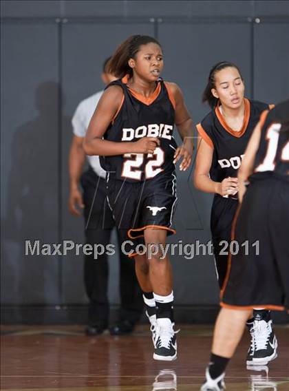 Thumbnail 1 in Eastwood vs. Dobie (McDonald's Texas Invitational) photogallery.