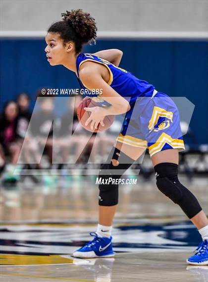 Thumbnail 2 in Brownsboro vs. Liberty-Eylau (UIL 4A Region 2 Area Playoff) photogallery.