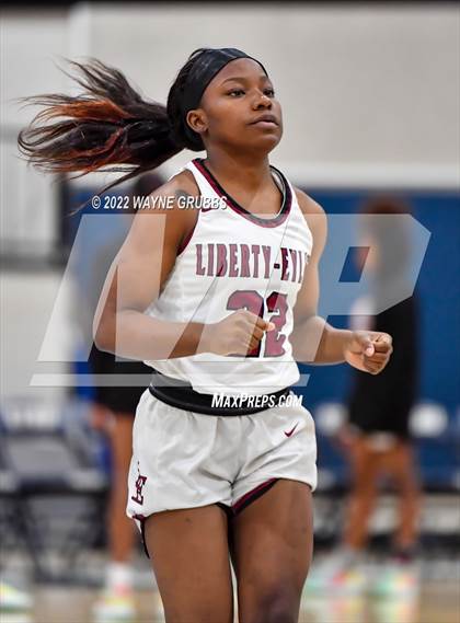 Thumbnail 3 in Brownsboro vs. Liberty-Eylau (UIL 4A Region 2 Area Playoff) photogallery.