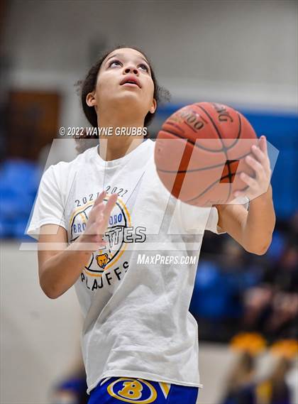 Thumbnail 2 in Brownsboro vs. Liberty-Eylau (UIL 4A Region 2 Area Playoff) photogallery.