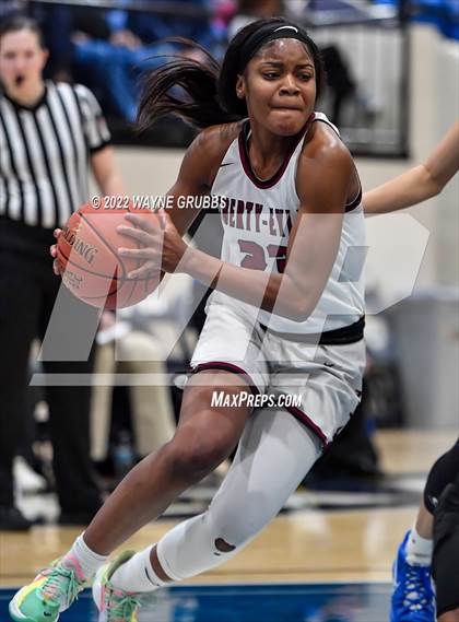 Thumbnail 1 in Brownsboro vs. Liberty-Eylau (UIL 4A Region 2 Area Playoff) photogallery.