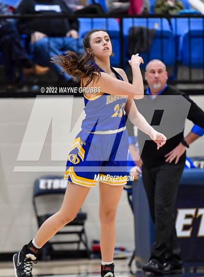 Thumbnail 2 in Brownsboro vs. Liberty-Eylau (UIL 4A Region 2 Area Playoff) photogallery.