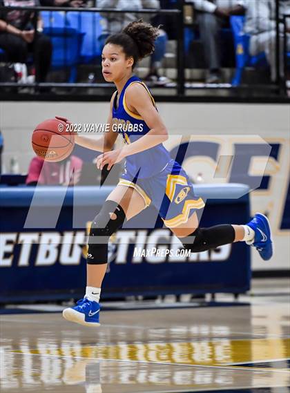 Thumbnail 2 in Brownsboro vs. Liberty-Eylau (UIL 4A Region 2 Area Playoff) photogallery.