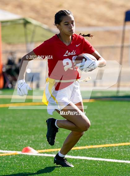 Thumbnail 2 in Bear Creek @ Lodi photogallery.