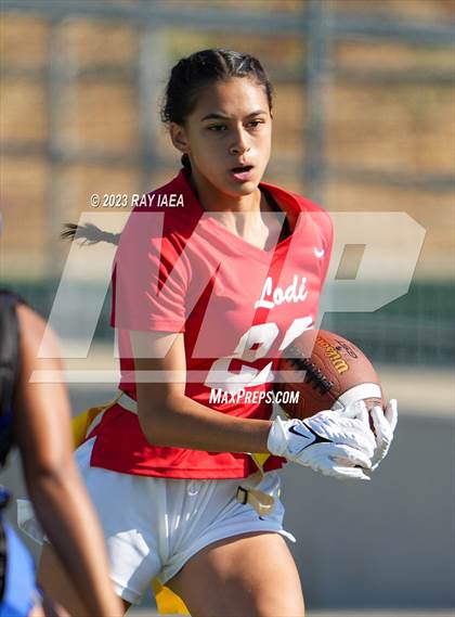 Thumbnail 1 in Bear Creek @ Lodi photogallery.