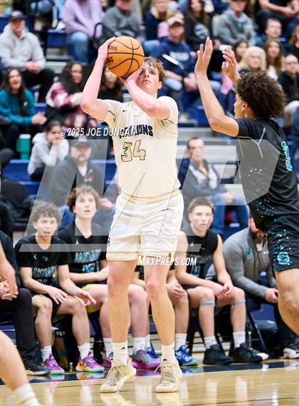 Thumbnail 1 in San Juan Hills vs Santiago (CIF SS D2AA First Round Playoff) photogallery.