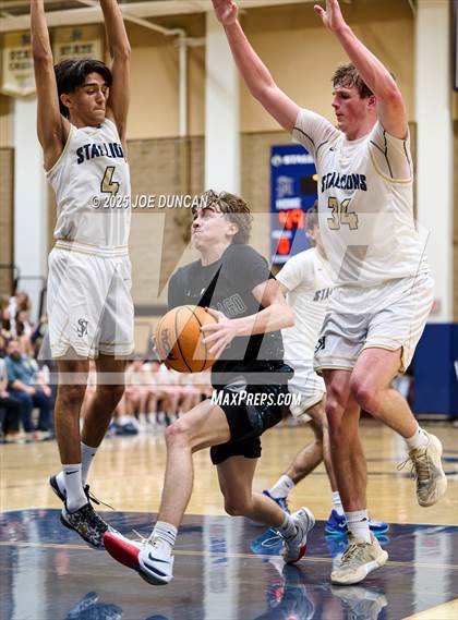 Thumbnail 3 in San Juan Hills vs Santiago (CIF SS D2AA First Round Playoff) photogallery.