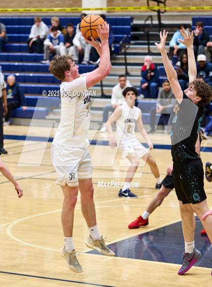 Thumbnail 2 in San Juan Hills vs Santiago (CIF SS D2AA First Round Playoff) photogallery.