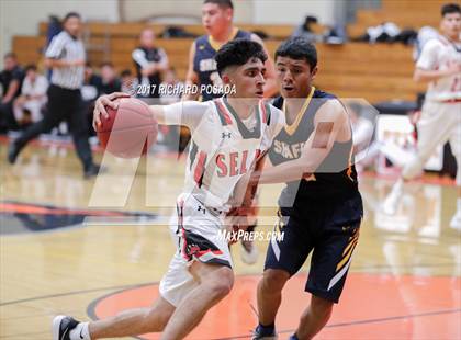 Thumbnail 2 in Shafter @ Selma photogallery.