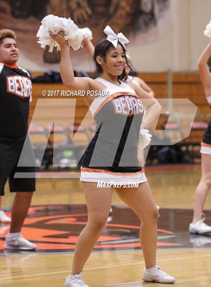 Thumbnail 3 in Shafter @ Selma photogallery.