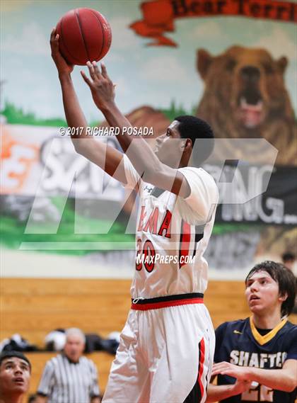 Thumbnail 2 in Shafter @ Selma photogallery.