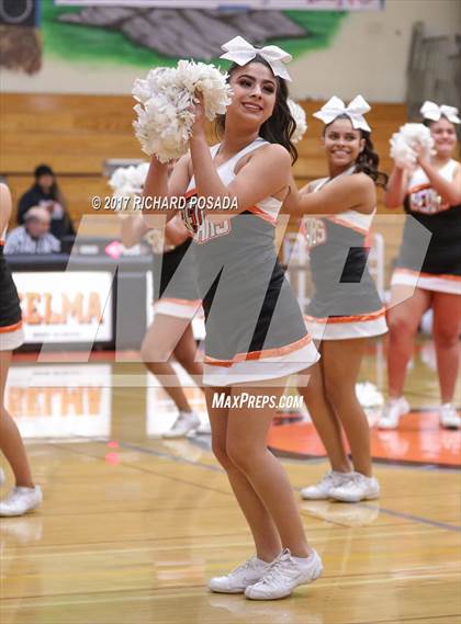 Thumbnail 2 in Shafter @ Selma photogallery.