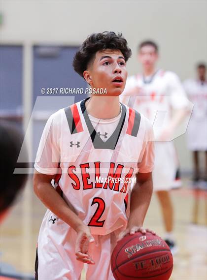 Thumbnail 3 in Shafter @ Selma photogallery.