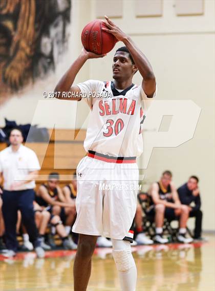 Thumbnail 3 in Shafter @ Selma photogallery.
