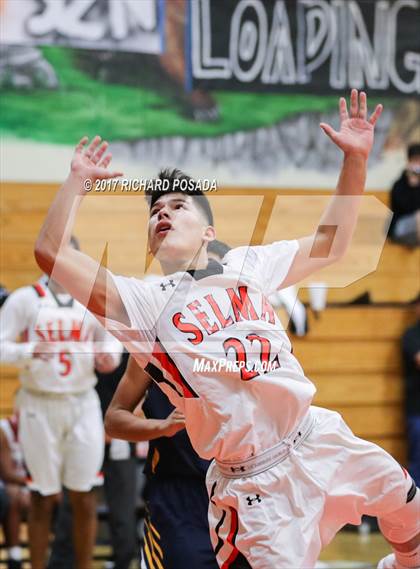 Thumbnail 3 in Shafter @ Selma photogallery.
