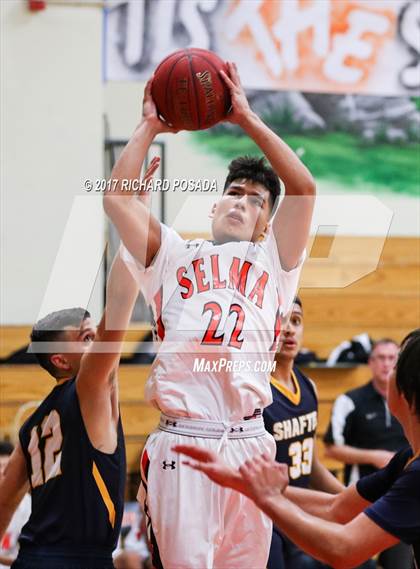 Thumbnail 2 in Shafter @ Selma photogallery.