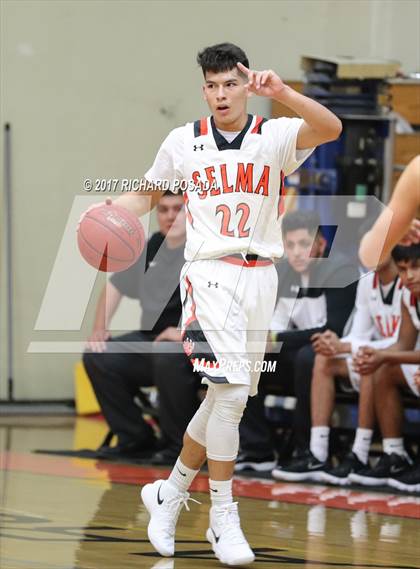 Thumbnail 3 in Shafter @ Selma photogallery.
