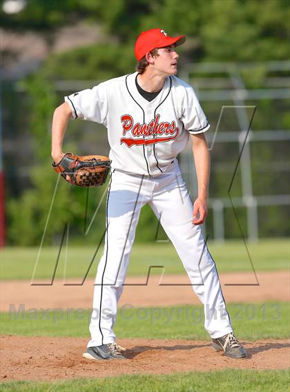 Thumbnail 2 in Masuk vs. Pomperaug (SWC Semifinal) photogallery.