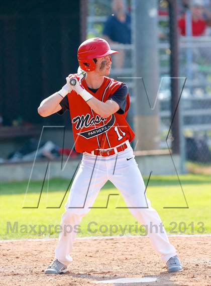 Thumbnail 1 in Masuk vs. Pomperaug (SWC Semifinal) photogallery.