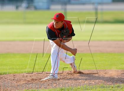 Thumbnail 2 in Masuk vs. Pomperaug (SWC Semifinal) photogallery.