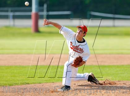 Thumbnail 2 in Masuk vs. Pomperaug (SWC Semifinal) photogallery.