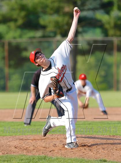 Thumbnail 1 in Masuk vs. Pomperaug (SWC Semifinal) photogallery.