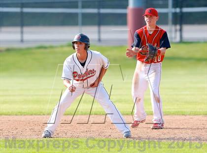 Thumbnail 1 in Masuk vs. Pomperaug (SWC Semifinal) photogallery.