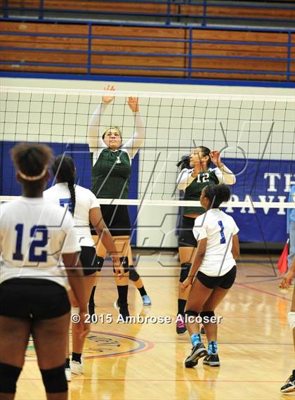 Thumbnail 2 in Austin vs Booker T. Washington (34th Annual Houston ISD Volleyball Tournament) photogallery.