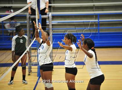 Thumbnail 3 in Austin vs Booker T. Washington (34th Annual Houston ISD Volleyball Tournament) photogallery.