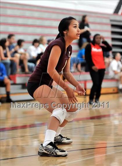 Thumbnail 3 in Valley Christian vs West (Molten Classic) photogallery.