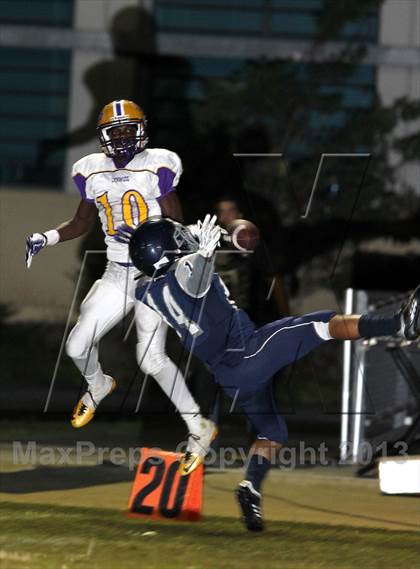 Thumbnail 3 in Lynwood vs. South East photogallery.