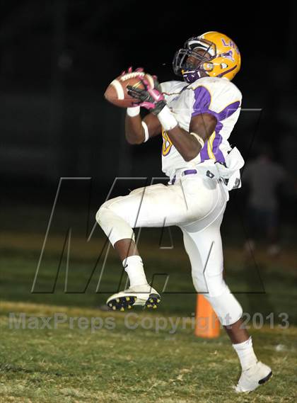 Thumbnail 3 in Lynwood vs. South East photogallery.